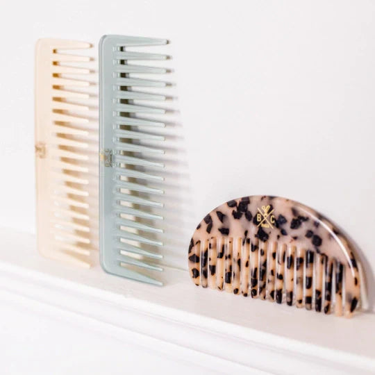 Opaline Hair Comb