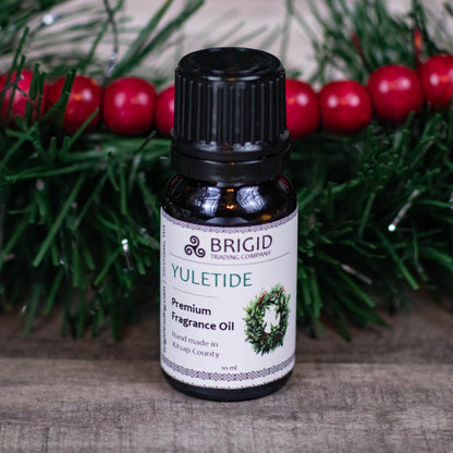 Yuletide Diffuser Oil Juniper Pine Wreaths And Bonfire Smoke