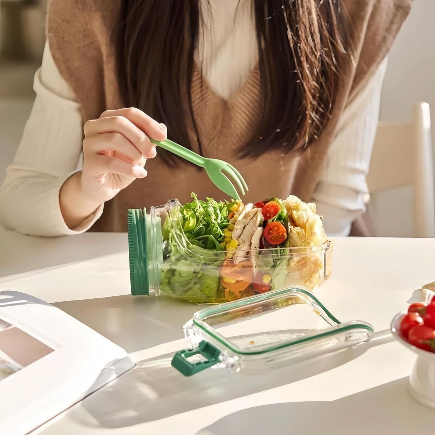 Salad Container with Side Opening, Leak-Resistant Design with Dressing Cup & Lid, Dishwasher & Freezer Safe for Office, Travel & Outdoors (green)