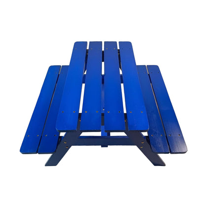 Children's dining tables and chairs