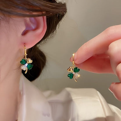 Creative Elegant Trendy Alloy Shamrock Pendant Earrings Gold Plated Decorative Accessories For Holiday Party Girls Accessories
