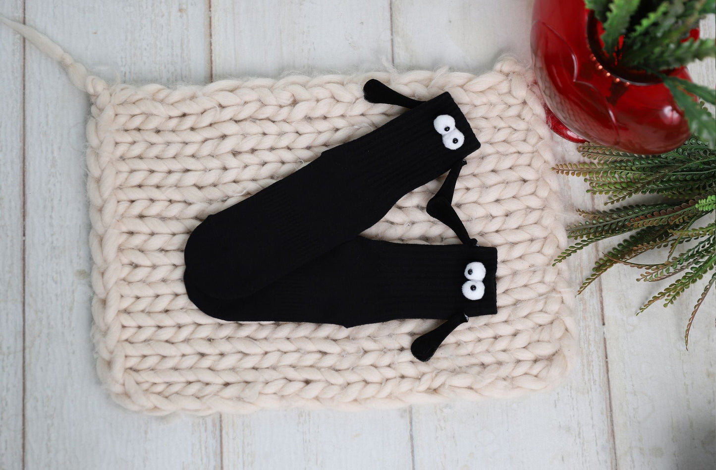 Black Magnetic Socks That Hold Hands Novelty Couple Socks for Valentines Day 1 Pair
