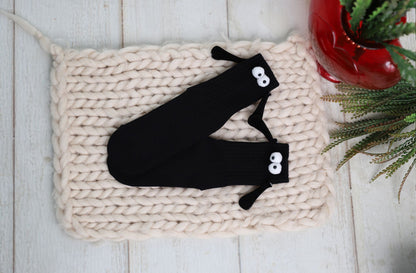 Magnetic Holding Hands Socks with Cartoon Eyes Couples Socks for Valentines Day 1 Pair