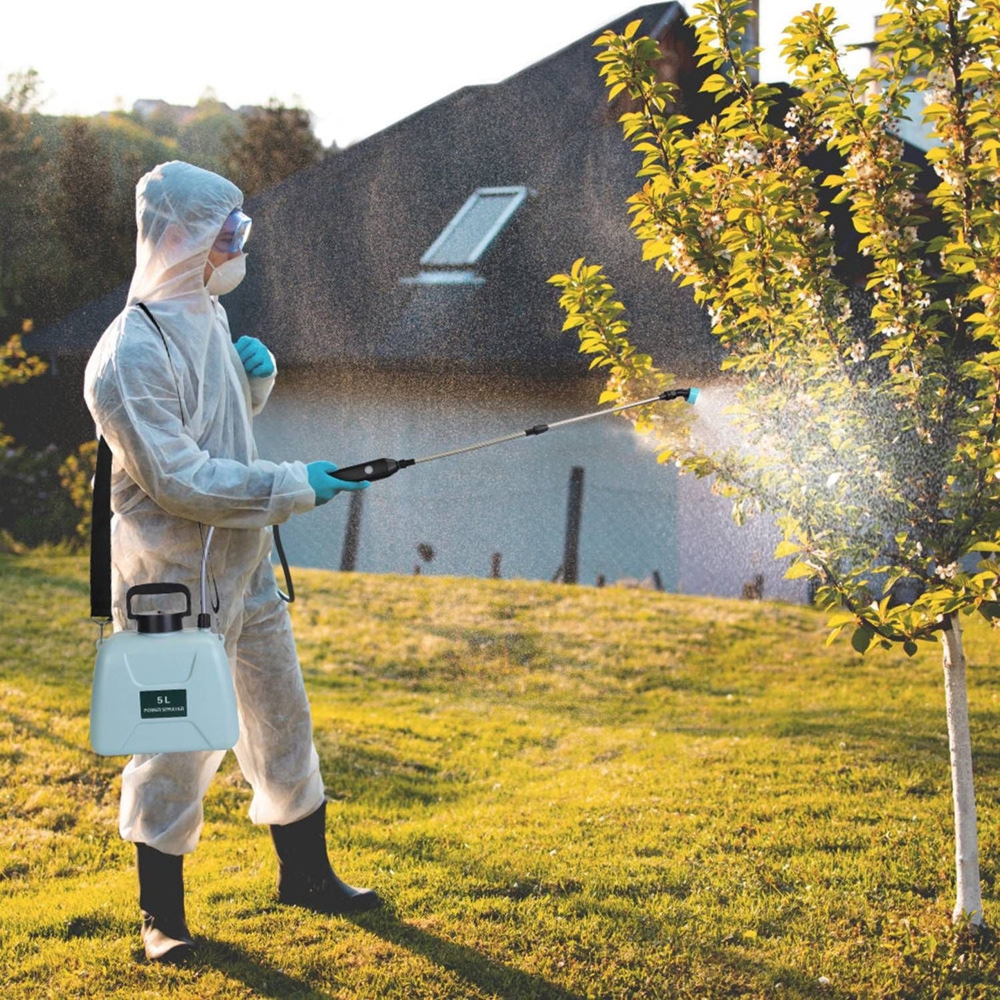 5L/1.3Gallon Electric Plant Sprayer Telescopic Rechargeable Garden Sprayer Automatic Handheld Sprayer with 3 Spray Spouts Shoulder Strap for Cleaning Sterilization
