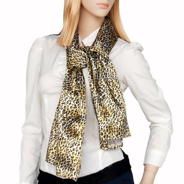 Blando Tangerine Elegant Leopard Print Comfy Silky Scarf/Wrap/Shawl(Small)