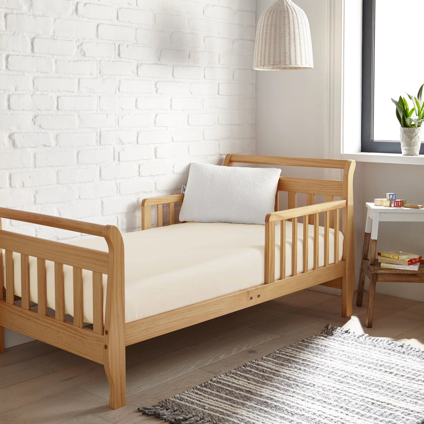 Cooling Bamboo Crib Fitted Sheet For Gentle Breathable Sleep