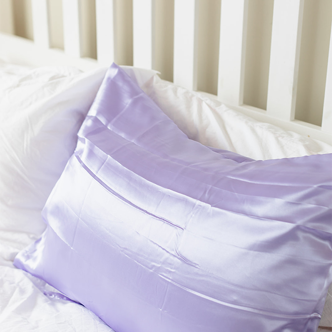 Lilac Deluxe Satin Pillowcase