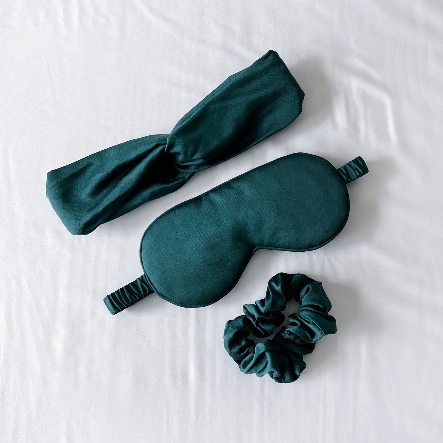 Cooling Bamboo Sleep Care Set Breathable Moisture Wicking Travel Accessories